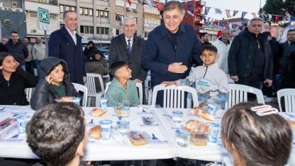 Bergama’da Tıp Bayramı'nda doktor başkanlar iftarda buluştu