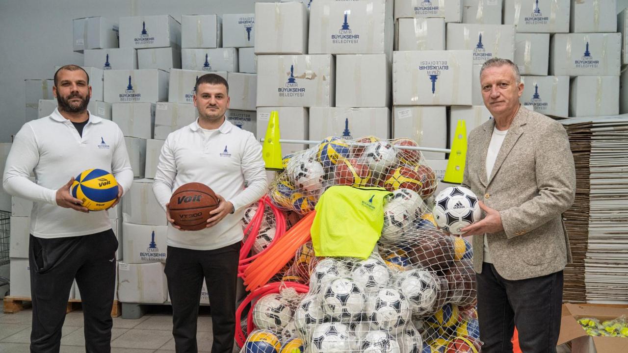 İzmir’de amatör spora 25 milyonluk can suyu