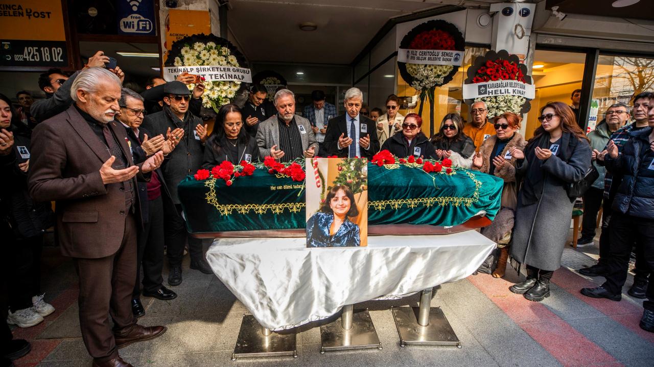 MESLEKTAŞIMIZ BURCU YANAR ALKIŞLARLA SON YOLCULUĞUNA UĞURLANDI