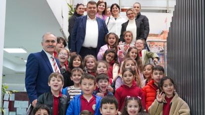 Seferihisar’da minik kalplerden büyük dayanışma örneği