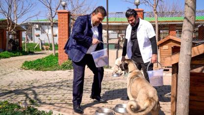 Seferihisar’da sıfır atıkla mama üretimi başladı