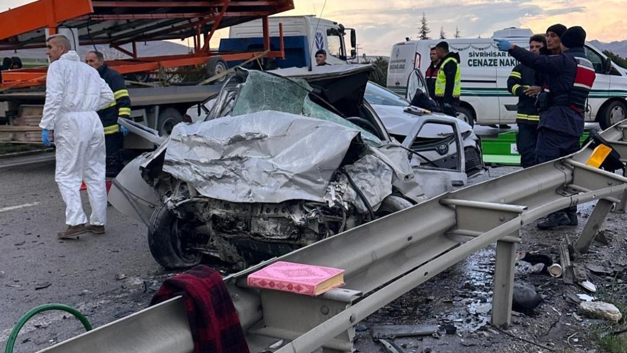 Eskişehir-Ankara yolunda feci kaza