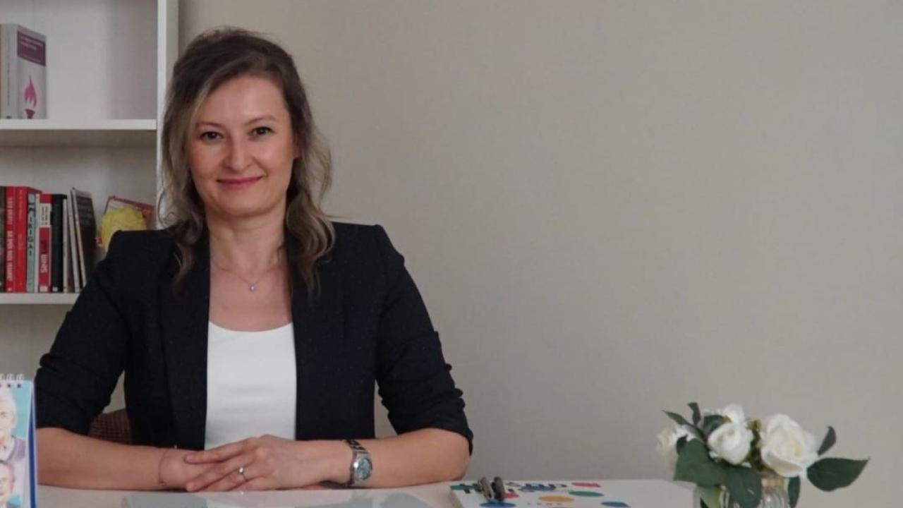 Anneler Günü’nde Kadın Sağlık Çalışanlarnın Görünmeyen Emeği
