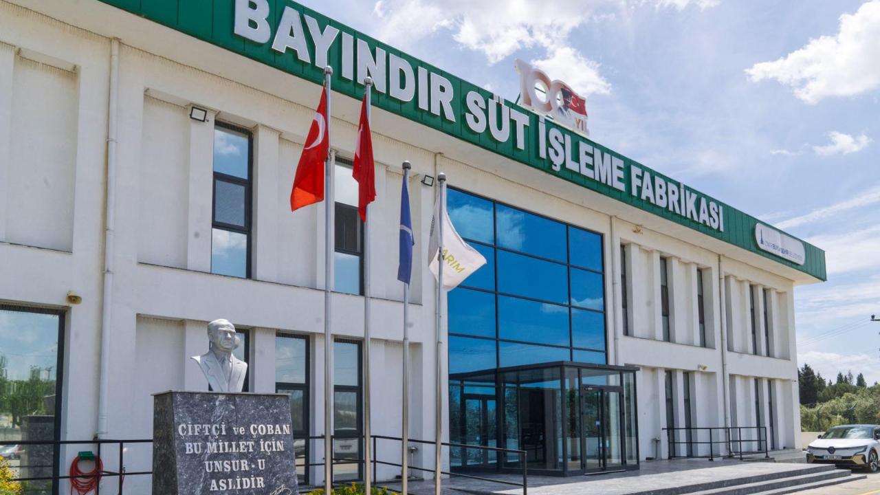 Bayındır Süt İşleme Tesisi’nde çarklar dönüyor