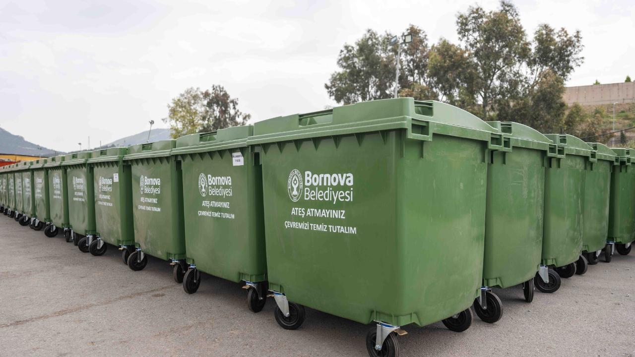 Bornova’ya 325 yeni çöp konteyneri