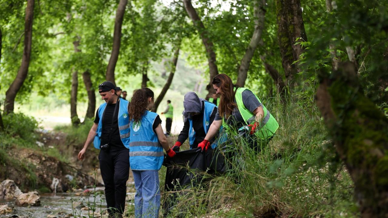 Buca doğa için el ele verdi