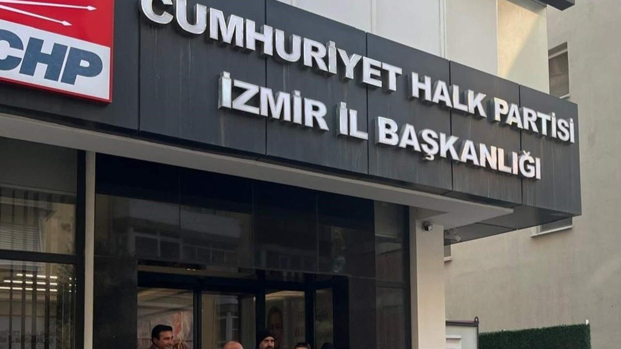 CHP İzmir'de bayramlaşma törenini iptal etti