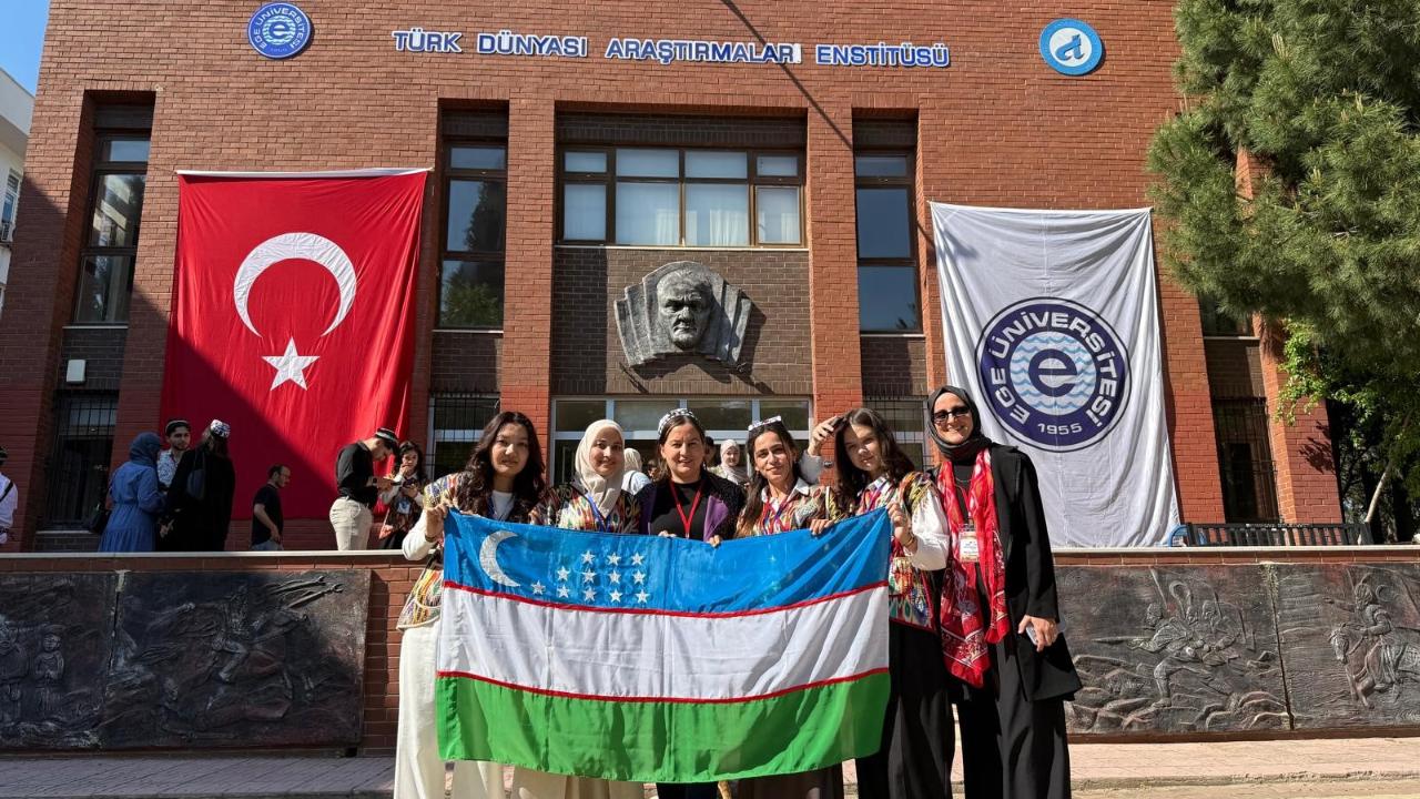 Egeli gençler ortak kültür mirasında buluşuyor