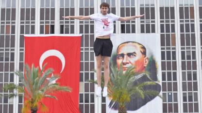 İzmir’de 19 Mayıs coşkusu tüm kenti sardı