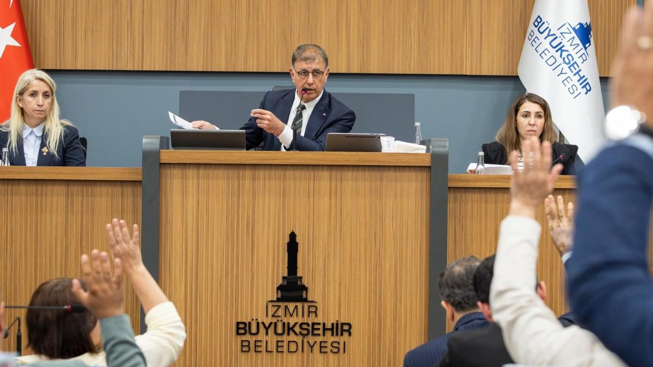 İZSU Genel Kurulu'nda su tarifelerinde indirim kararı