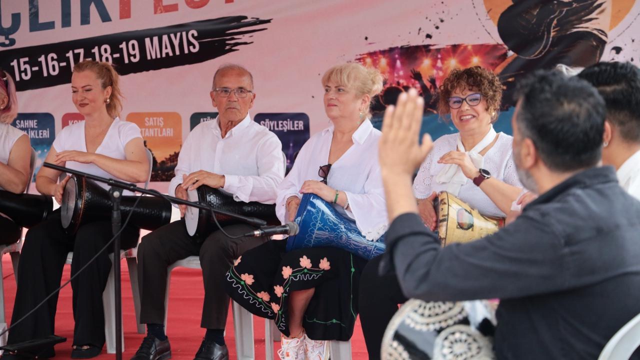 Karşıyaka 19 Mayıs’ı festival coşkusuyla kutladı