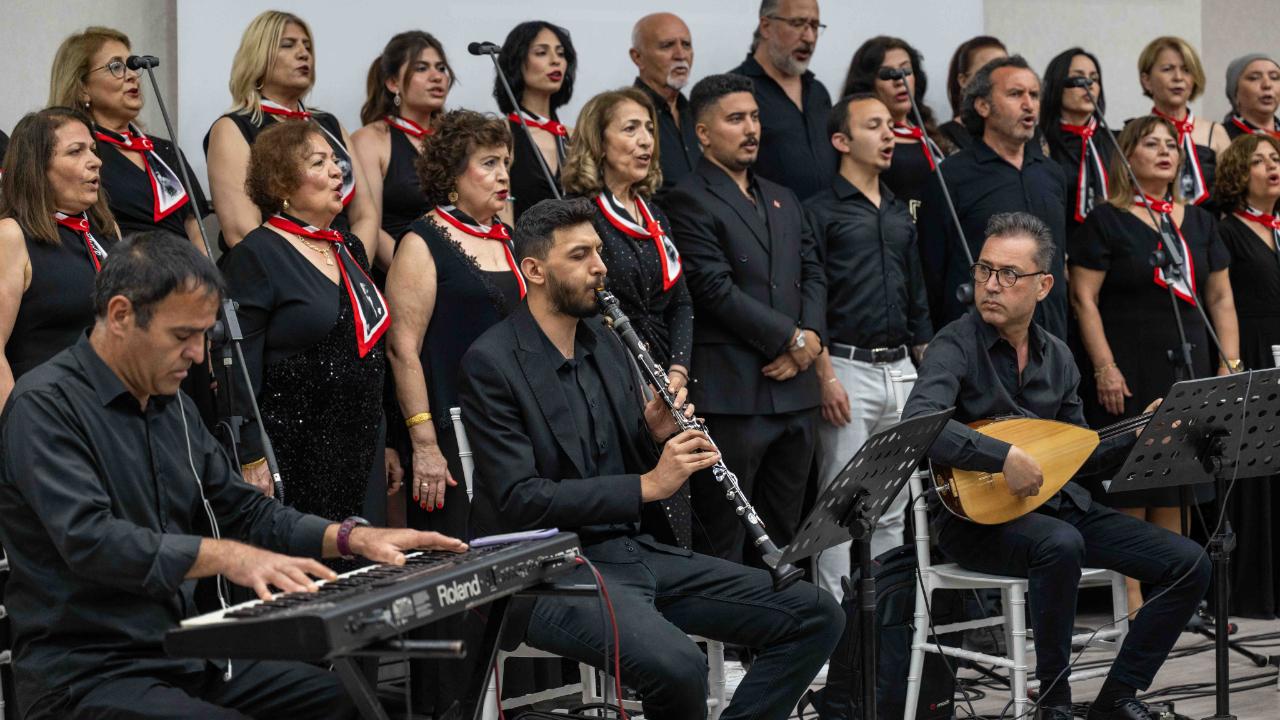 Türkülerle baharın coşkusu, gençliğin umudu yankılandı