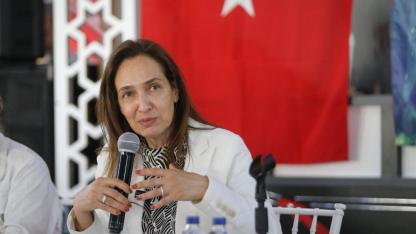Başkan Ünsal Karşıyaka’yı halkla birlikte yönetiyor