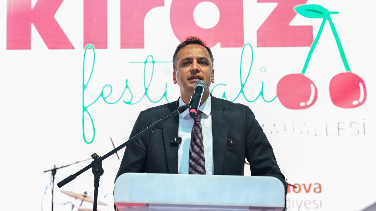 Bornova’da kiraz bereketi coşkuya dönüştü