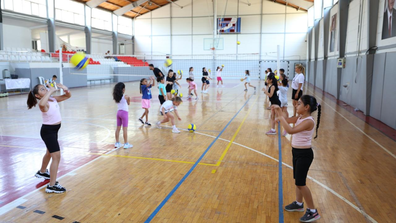Efes Sekçuk Belediyesi yaz okulu kayıtları başladı