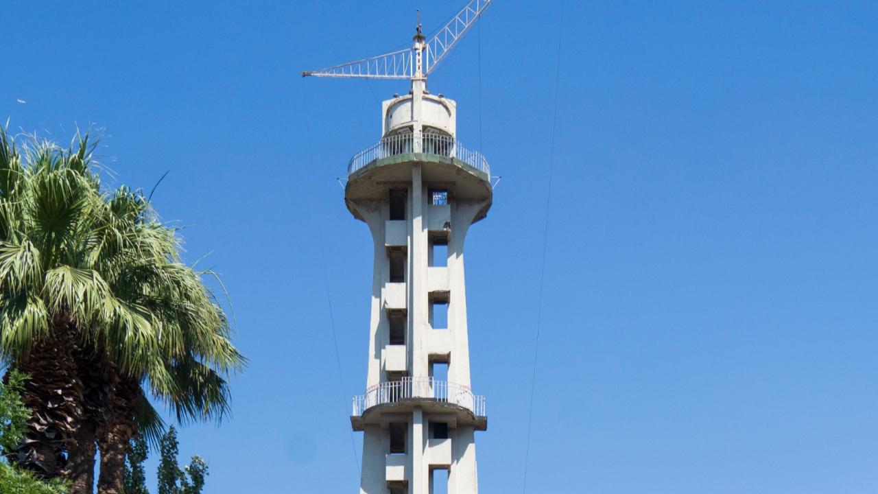 İzmir’in simgesi Paraşüt Kulesi yeniden ayağa kalkıyor