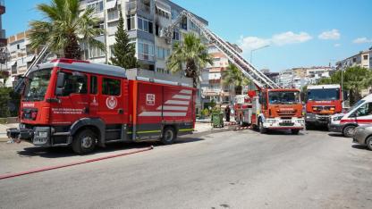 Karabağlar'daki yangında 6 kişi güvenle tahliye edildi
