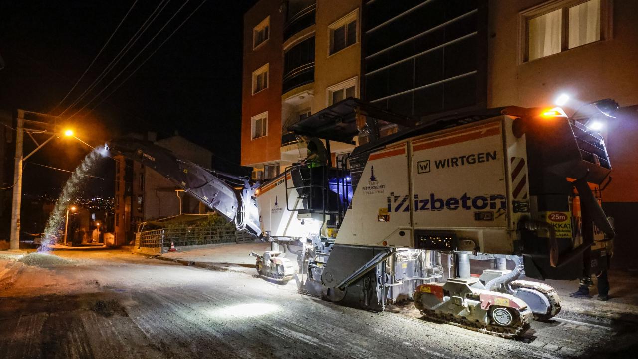 Konak Toros Caddesi yenileniyor