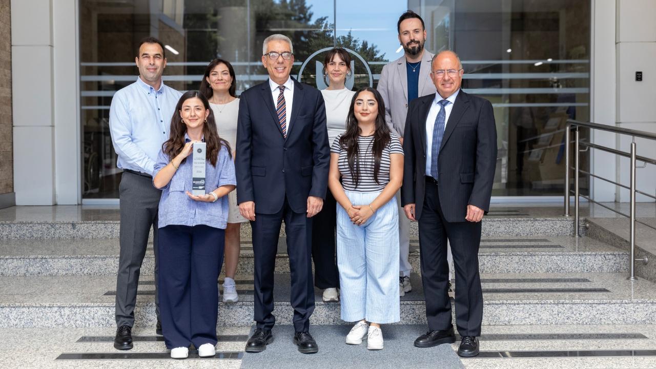 Yaşar Üniversitesi'ne altın ödül