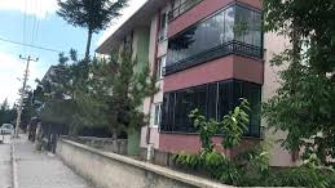 Yaşlı kadın evinde öldürüldü
