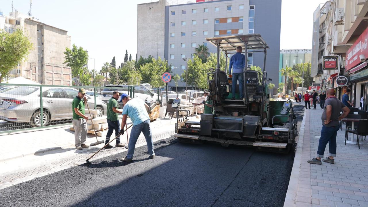 Alsancak sokakları yenilenmeye devam ediyor