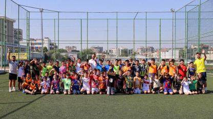 Buca’da yaz tatili futbolla renkleniyor