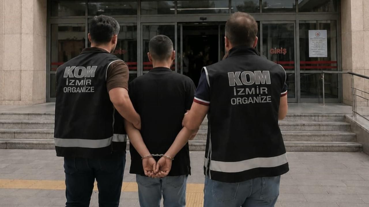 İzmir'de silah operasyonu