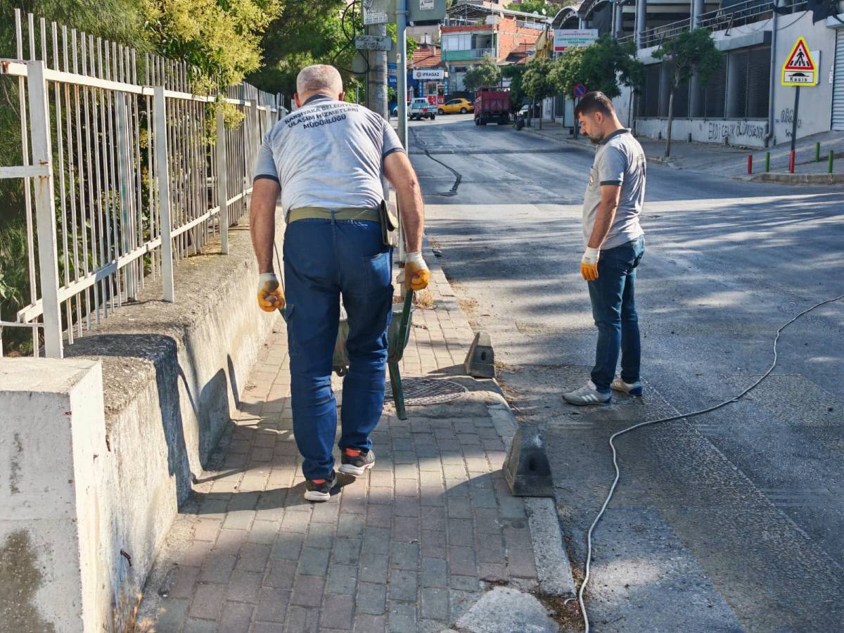 Başkan Ünsal Karşıyaka’yı halkla birlikte yönetiyor