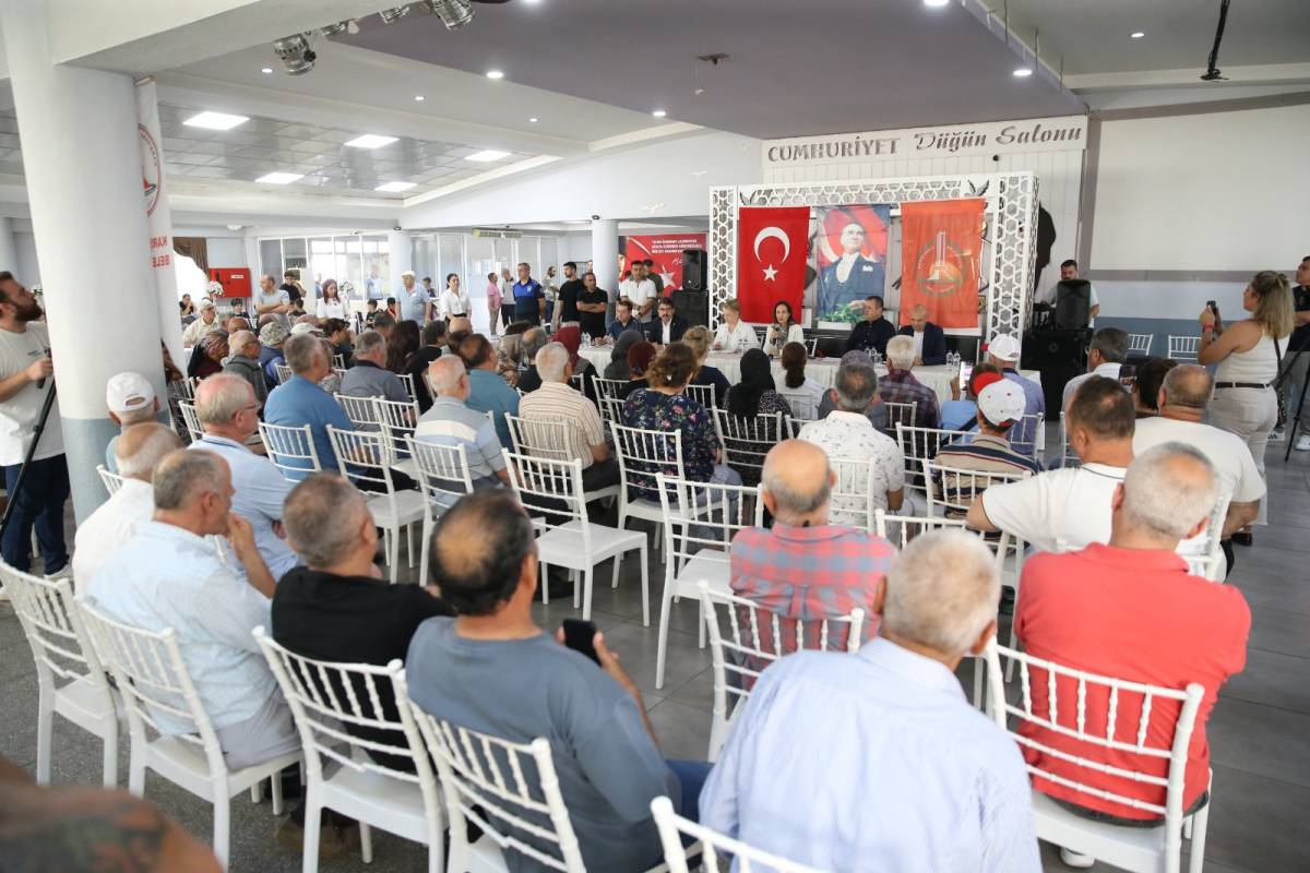 Başkan Ünsal, Cumhuriyet sakinleriyle bir araya geldi