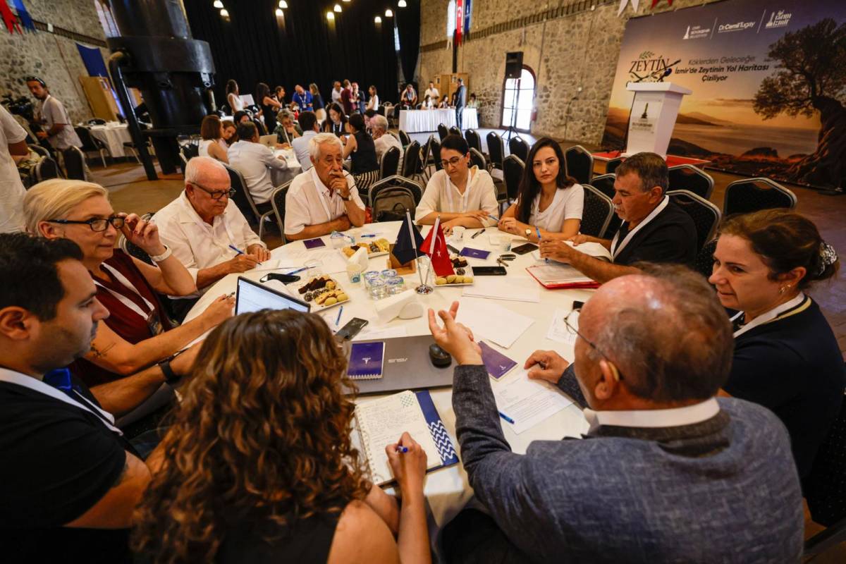 İzmir zeytininin yol haritası çiziliyor
