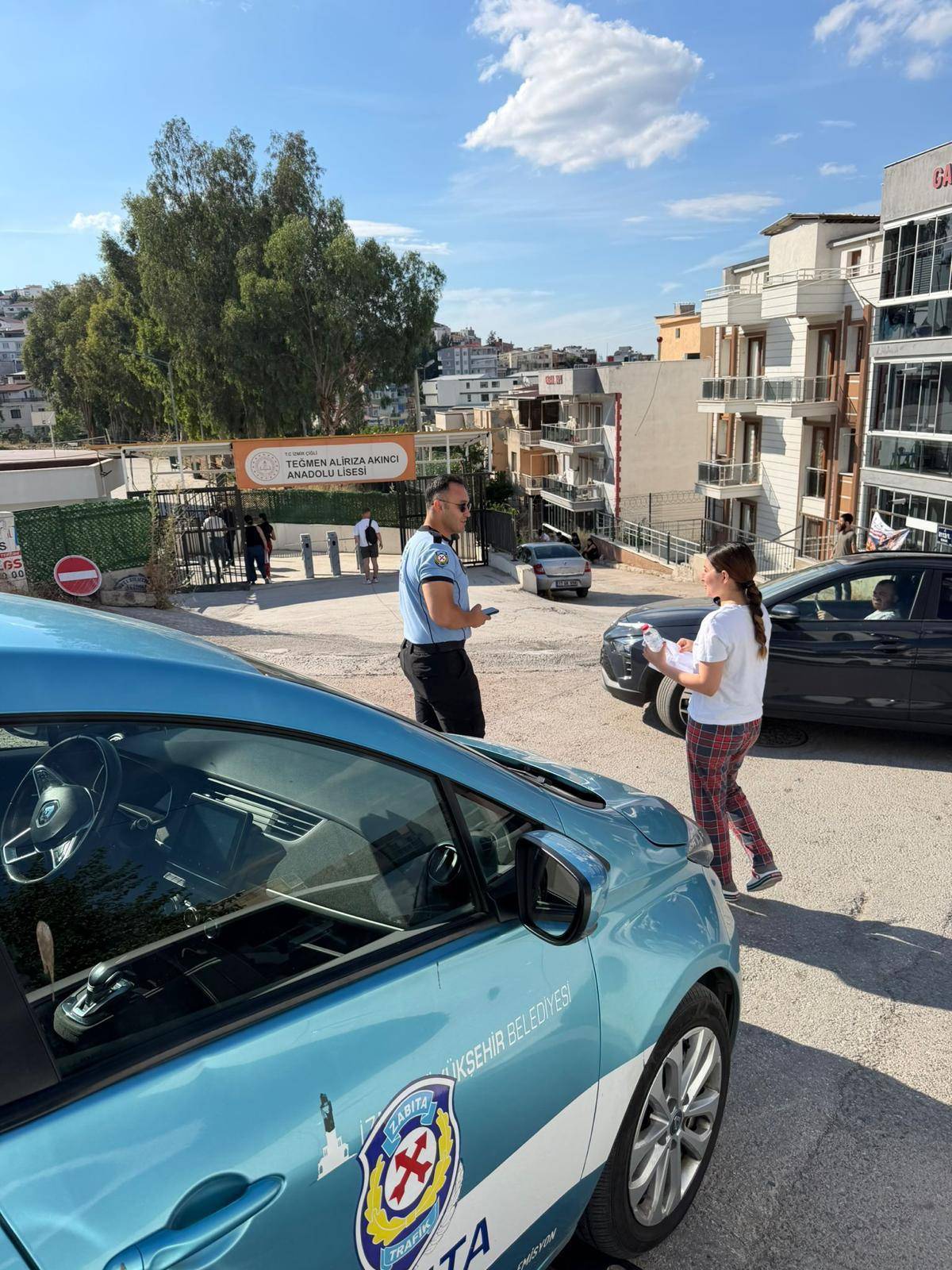 İzmir Büyükşehir Zabıtası YKS için sahada