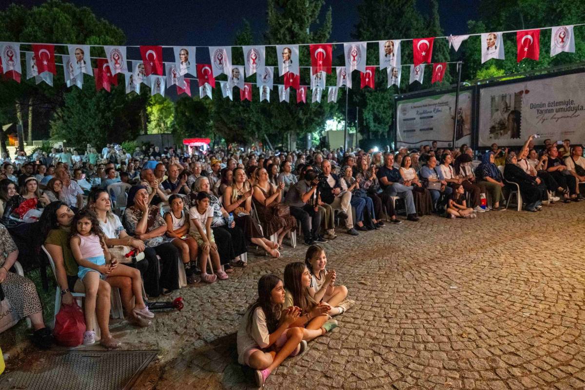 Bornova’da kaşıkların ritmi yankılandı