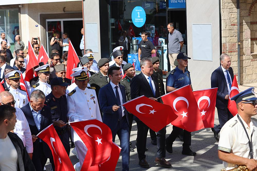 Atatürk'ün Urla'ya Gelişinin 100. Yılı Törenlerle Kutlandı