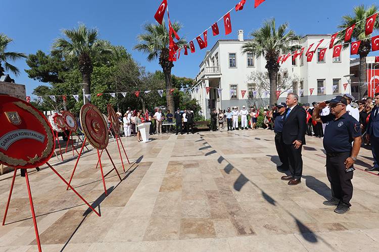 Atatürk'ün Urla'ya Gelişinin 100. Yılı Törenlerle Kutlandı