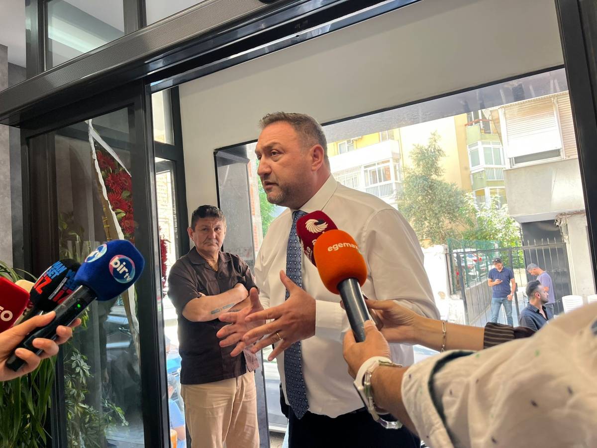 CHP İzmir'in yeni başkanı Gümrükçü olaylı geceyi anlattı