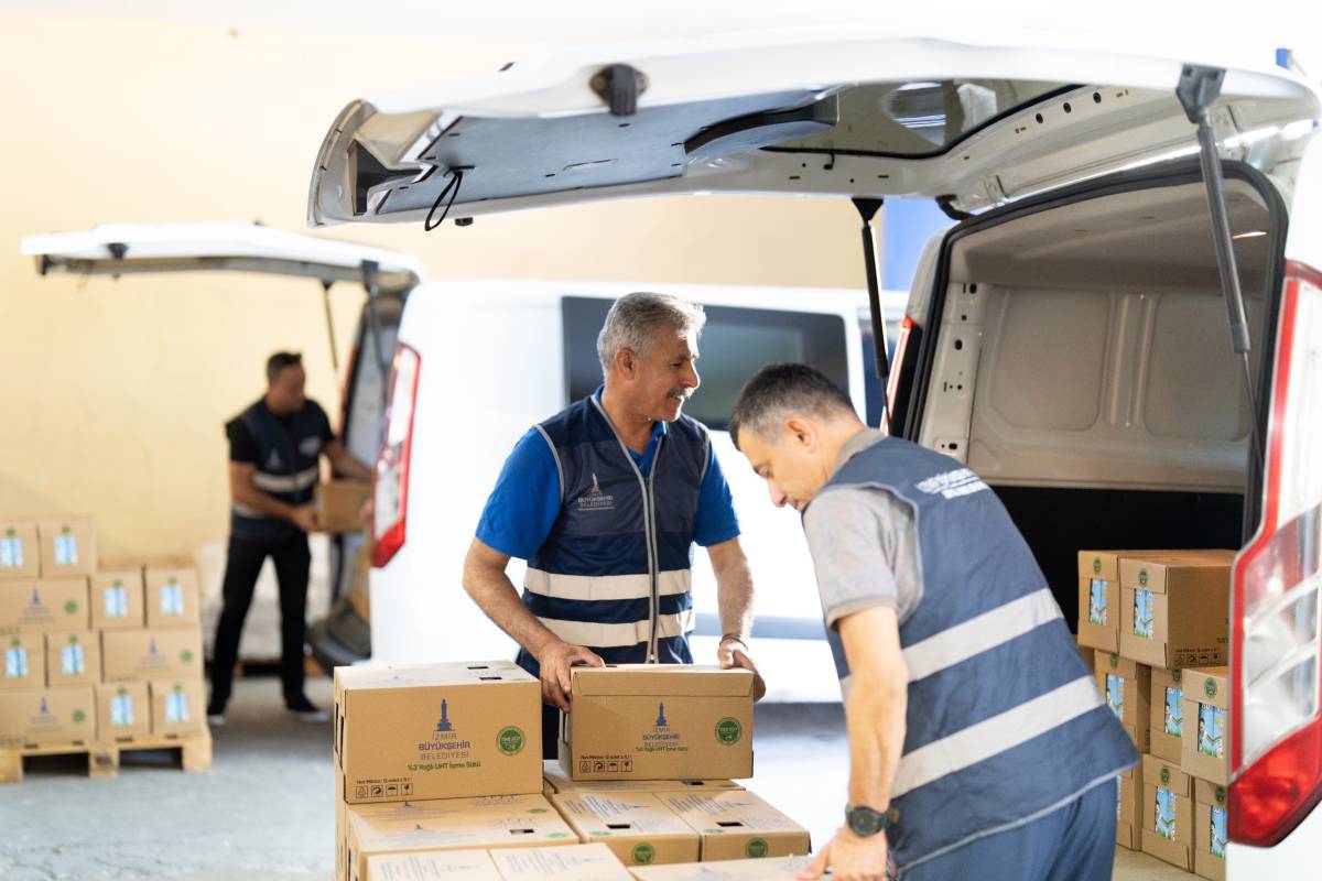 Binlerce çocuğa süt desteği başladı