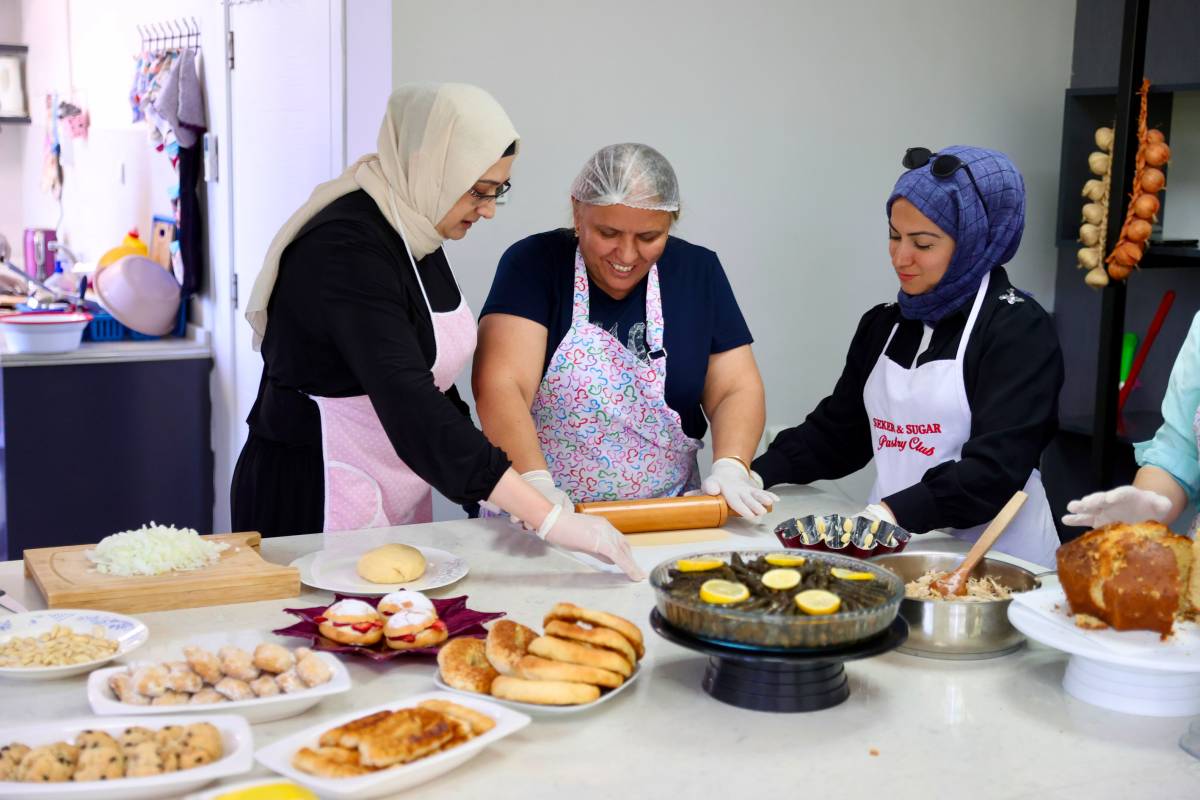 Buca’da kadınlar lezzeti mesleğe dönüştürüyor