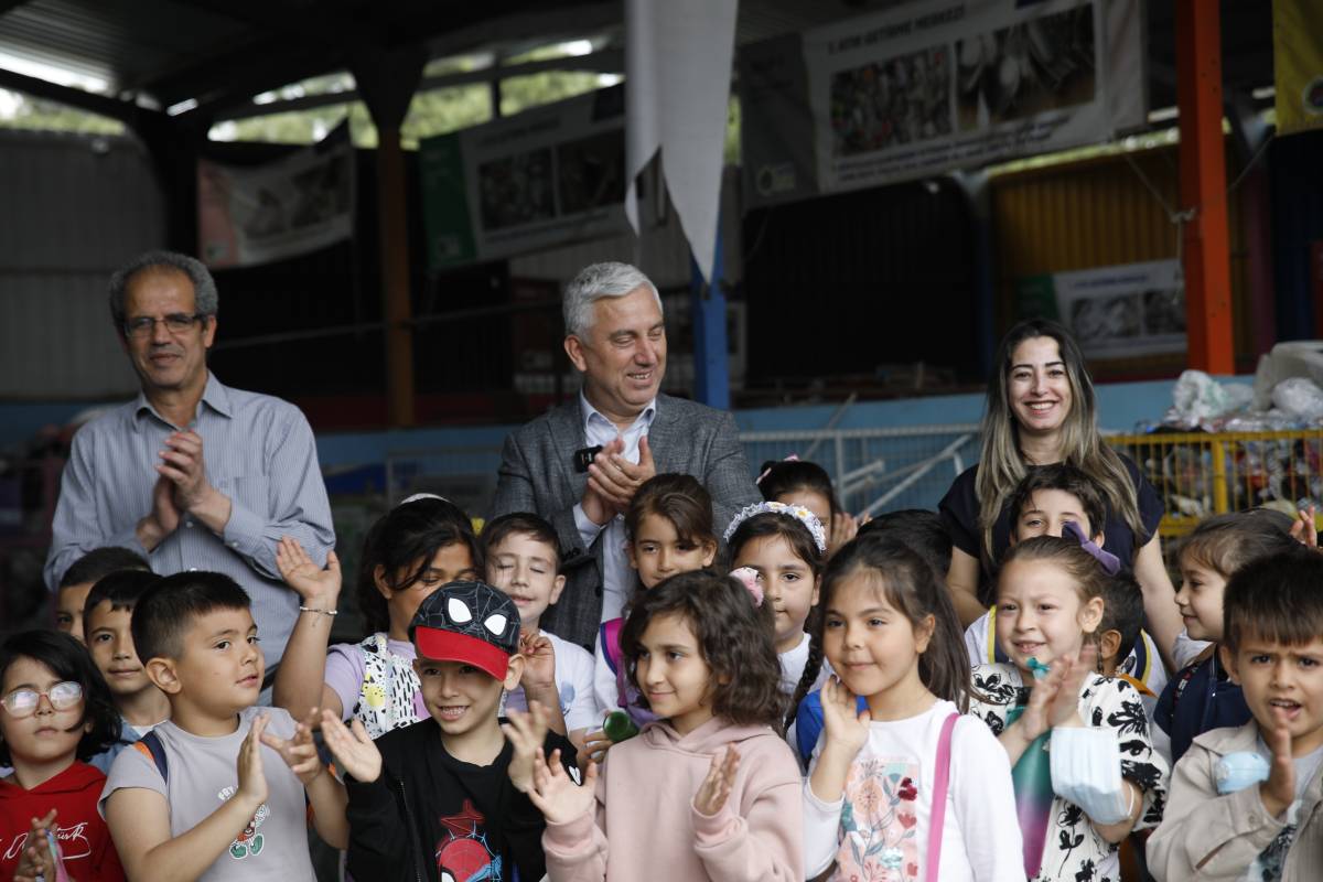 Bergama'da sıfır atık ve hayvan sevgisi bir arada