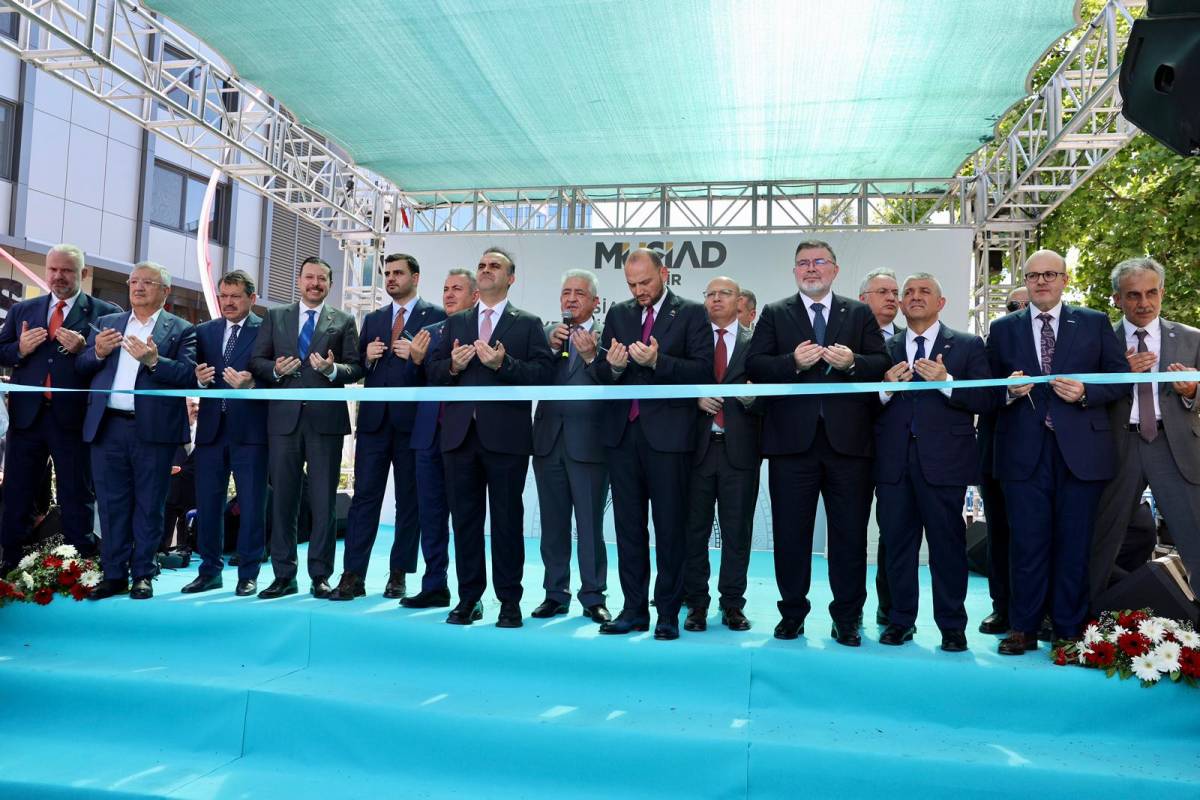 Başkan Saygılı MÜSİAD İzmir hizmet binası açılışında konuştu