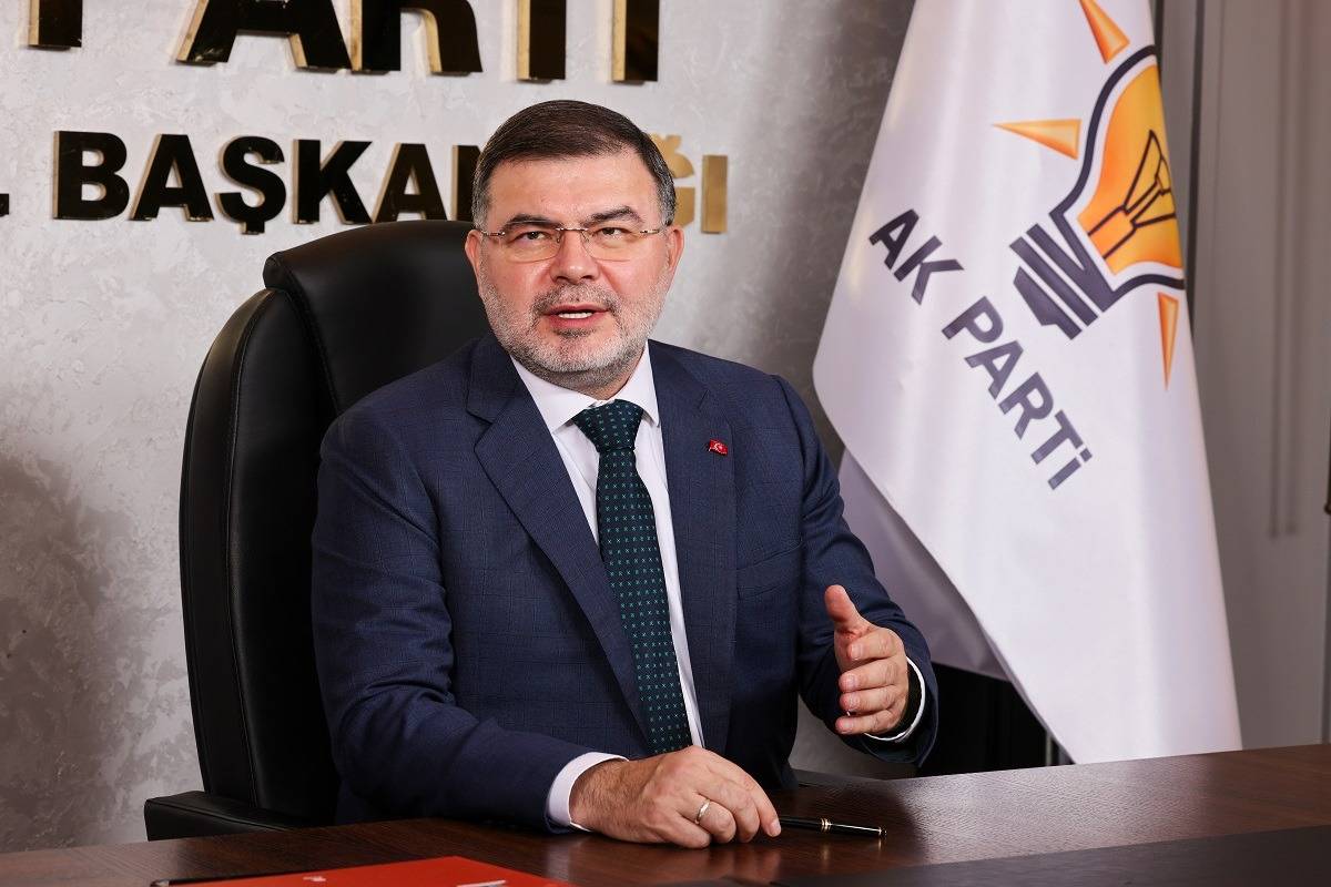 Başkan Saygılı: ''Çevre kirliliğinden sonra siyaset kirliliği''
