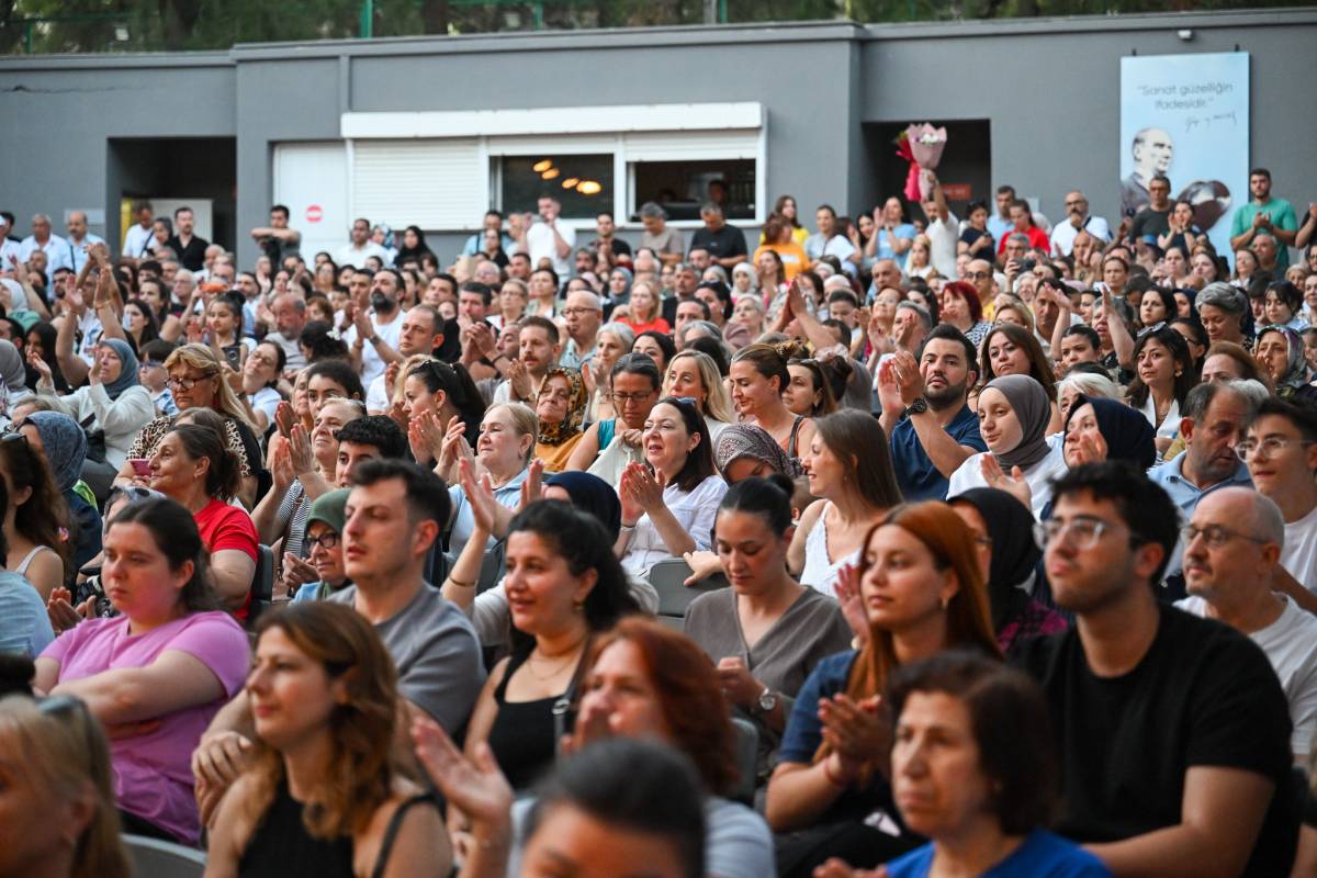 Bornova'da kursiyerlerden görsel şölen