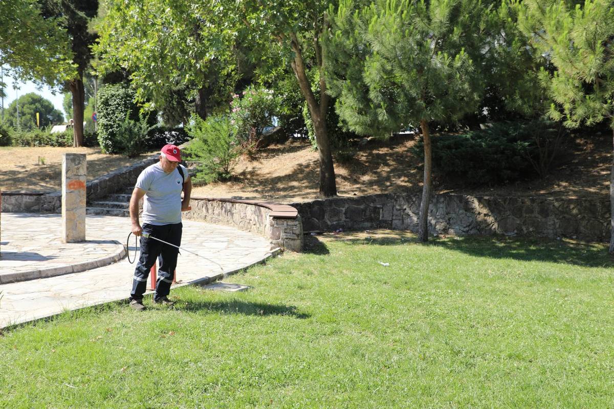 Menderes’in Parkları Daima Bakımlı