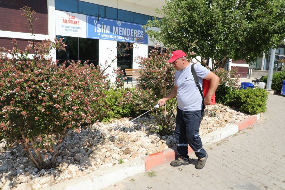 Menderes’in Parkları Daima Bakımlı