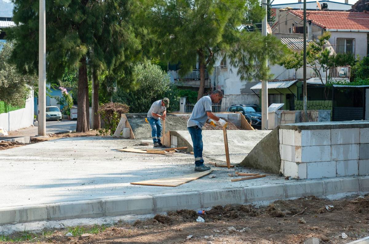 Başkan Ünsal sözünü tuttu: Gençler kaykay pistine kavuşuyor