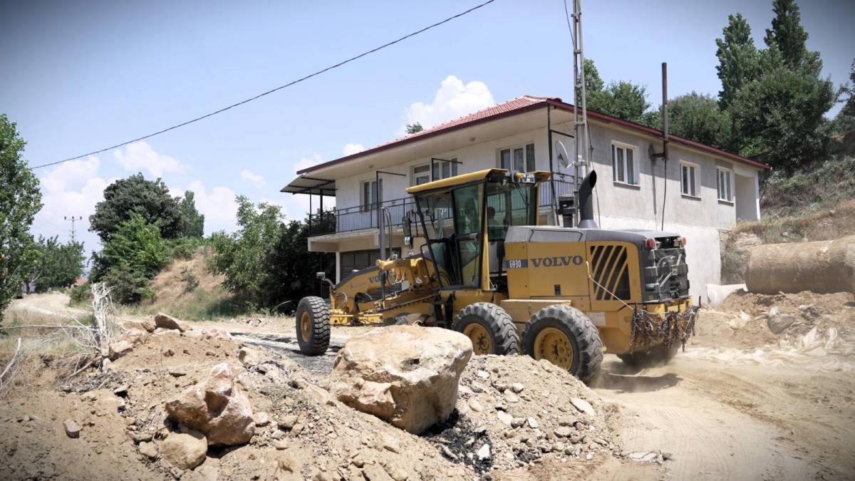 Büyükşehir’den Küçük Menderes’te asfalt hamlesi
