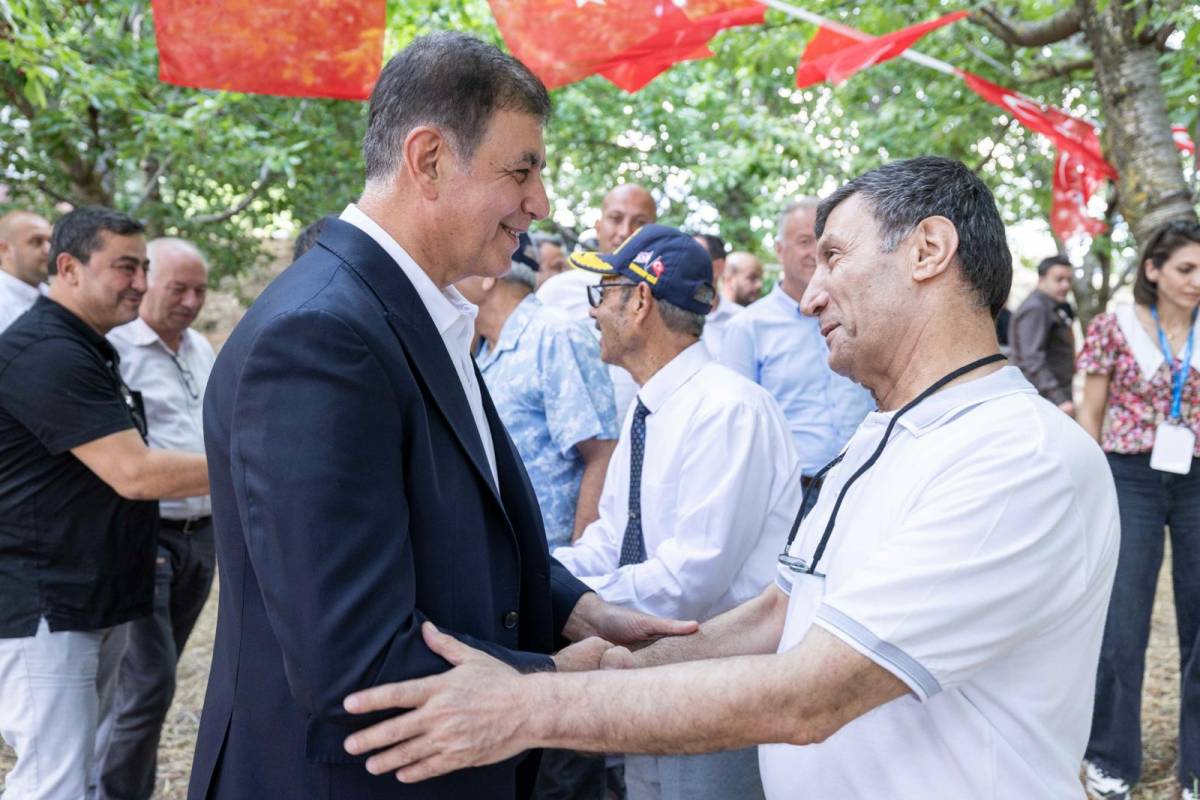Başkan Tugay, şehit aileleri ve gazilerle buluştu