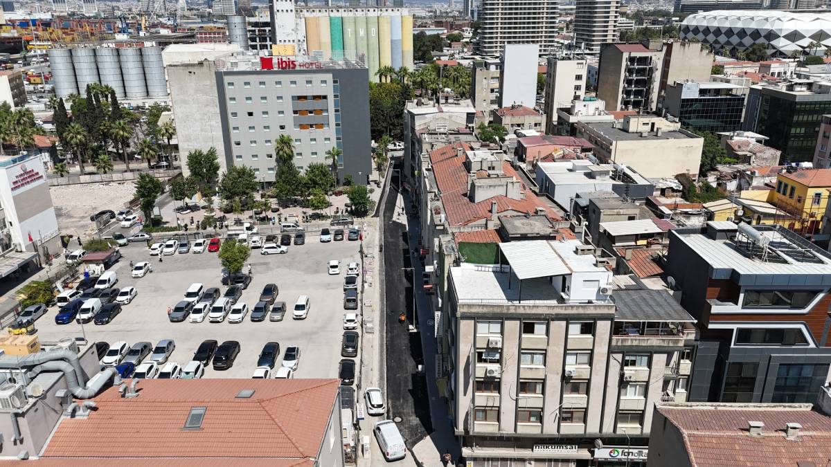 Alsancak sokakları yenilenmeye devam ediyor