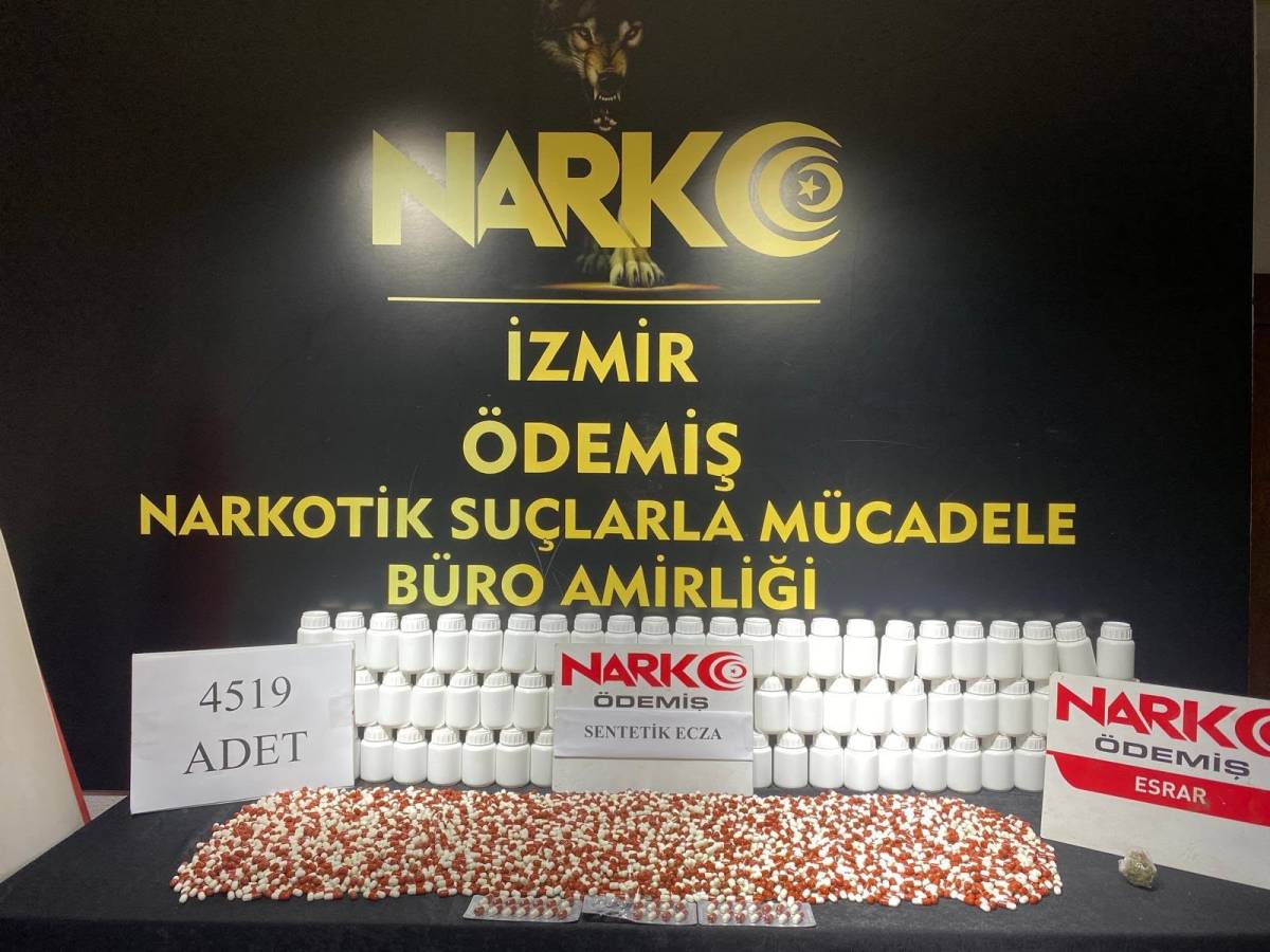 İzmir'de zehir tacirlerine 6 aylık takip