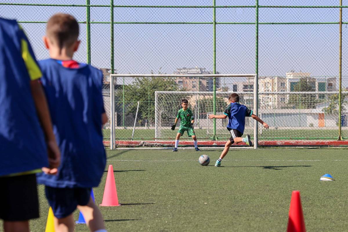 Buca’da yaz tatili futbolla renkleniyor