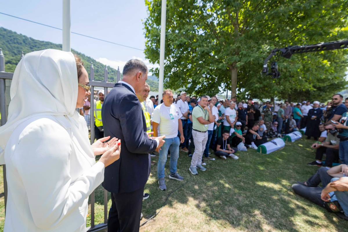 Başkan Tugay Srebrenica Katliamı’nı anma törenlerine katıldı